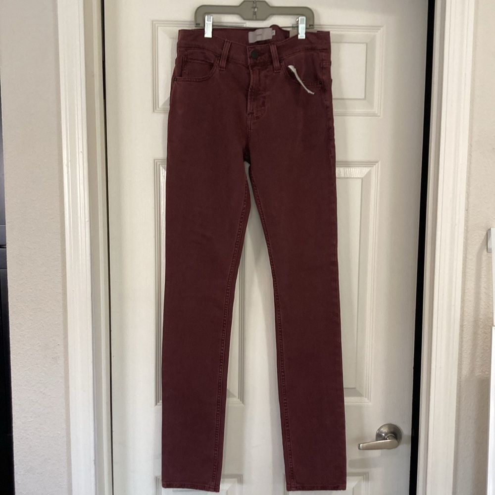 Hudson Jeans AXL SLIM Size 29 US, NWT! Beautiful Plum Color. Never worn!